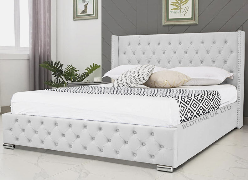 Classy Arura Winged Bed